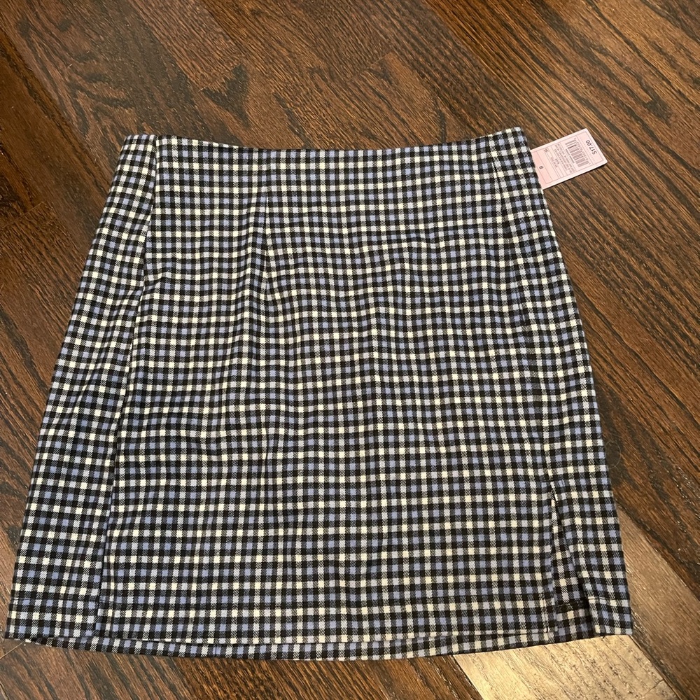 Size 8 Wild Fable skirt (with tags still on it)